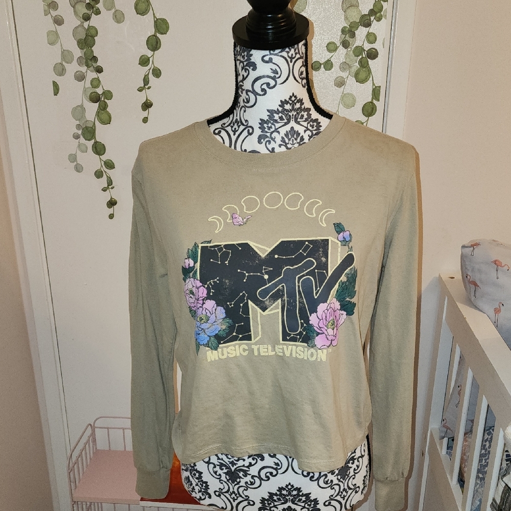 MTV Beige Logo Shirt And Forever 21 Crop Tee Long Sleeve Both For 10$